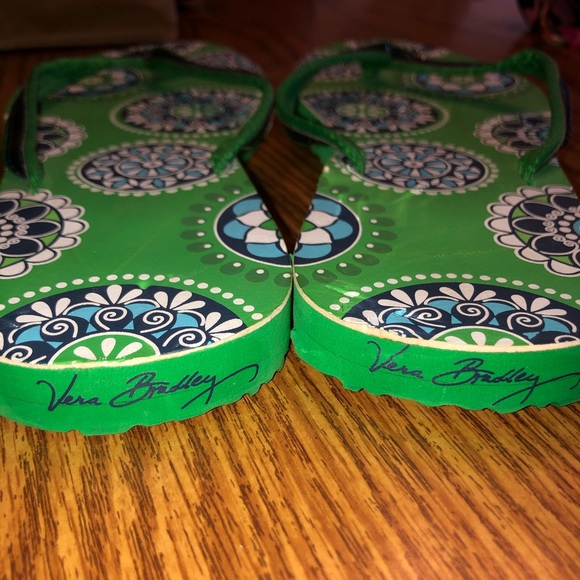 Vera Bradley (Retired) Flip Flops - Picture 3 of 4